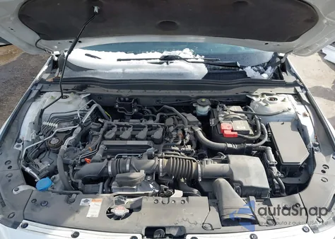 2018 Honda Accord Touring z USA, uszkodzony, nr VIN 1HGCV1F96JA007316